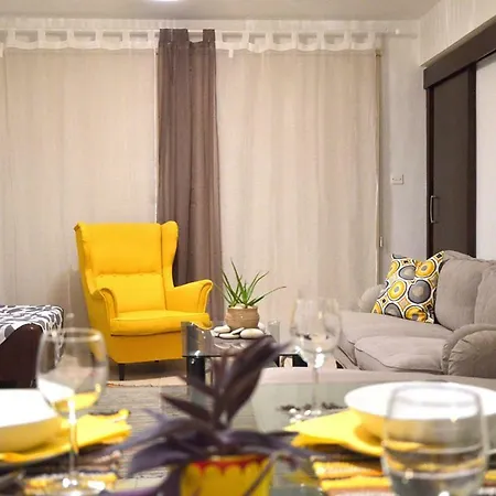 Happy Holiday House * Larnaca